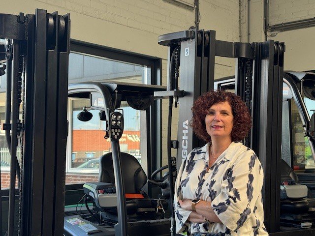 Sigrid, contactpersoon van alle vacatures van Langhout Heftrucks